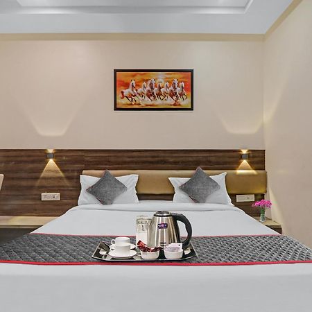 Townhouse 1150 Hotel Dayal Palace Chinhat Exteriér fotografie