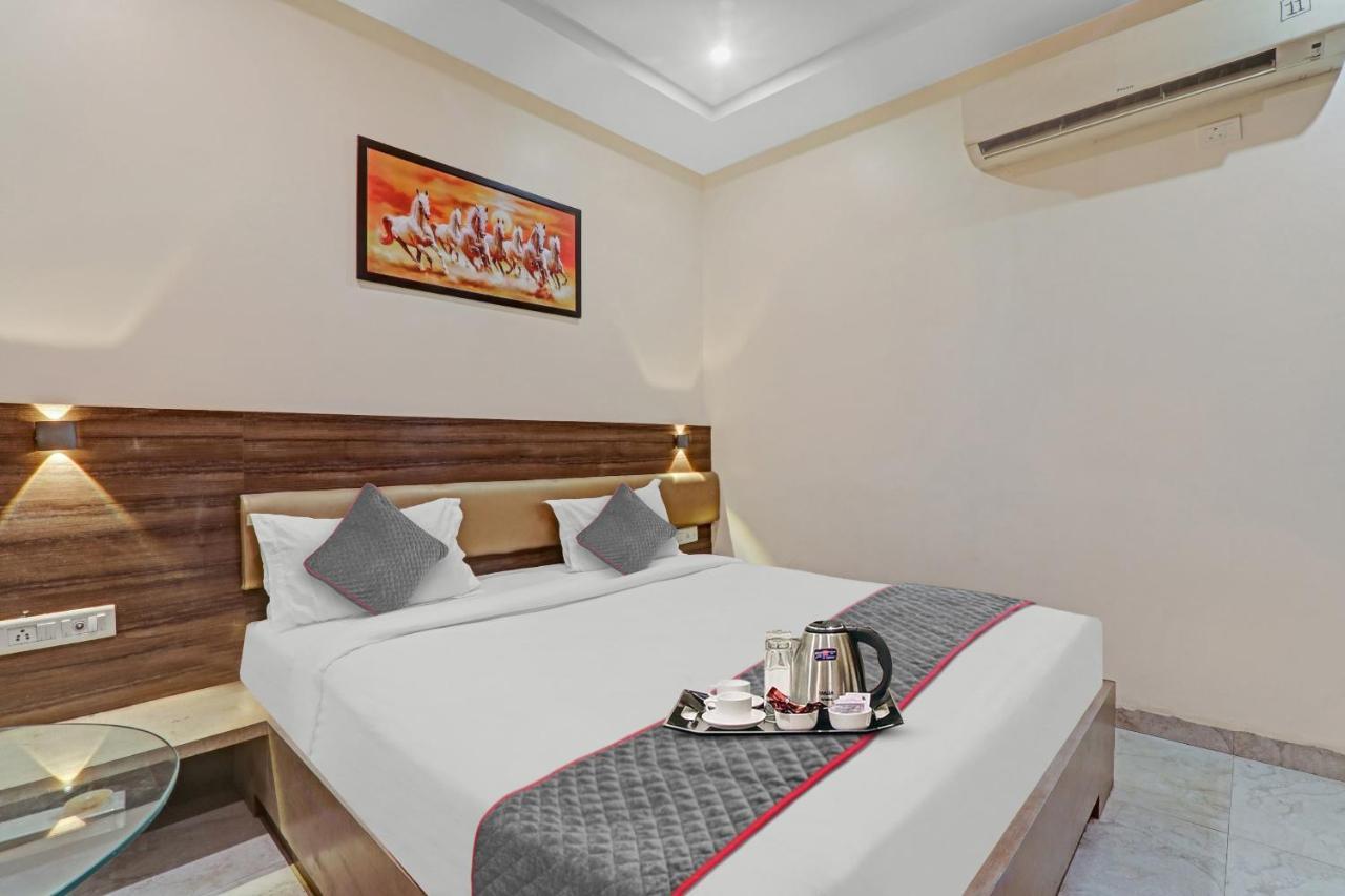 Townhouse 1150 Hotel Dayal Palace Chinhat Exteriér fotografie