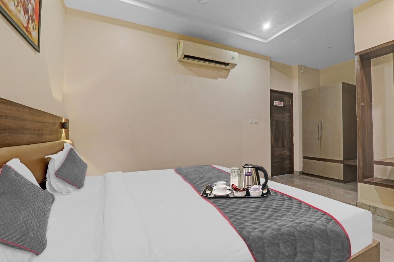Townhouse 1150 Hotel Dayal Palace Chinhat Exteriér fotografie